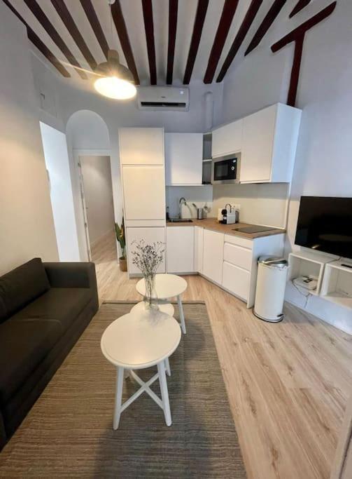 Centrico Apt 7Pax En Anton Martin/Centro De Madrid Apartment Luaran gambar
